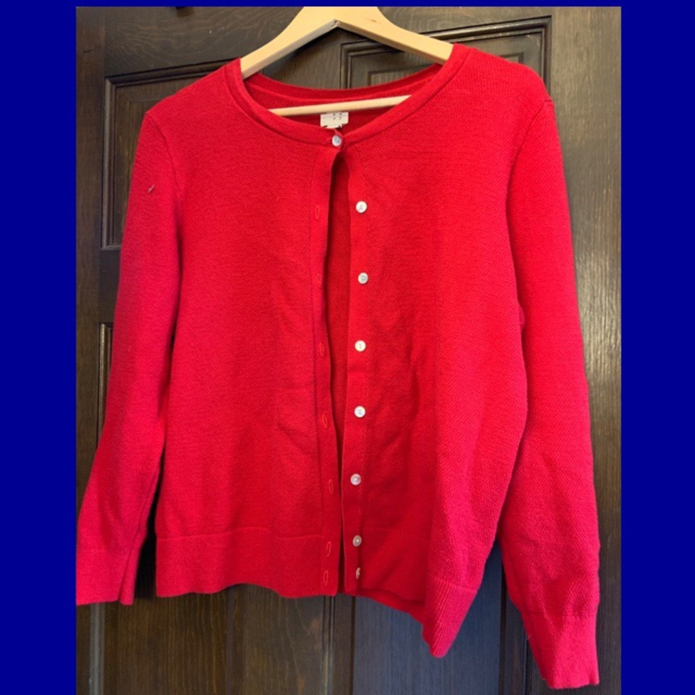❤️ Red cardigan ❤️